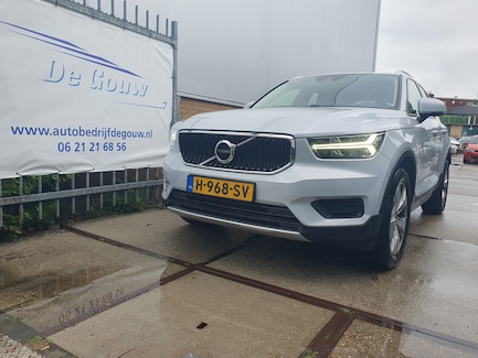 Volvo XC40 0
