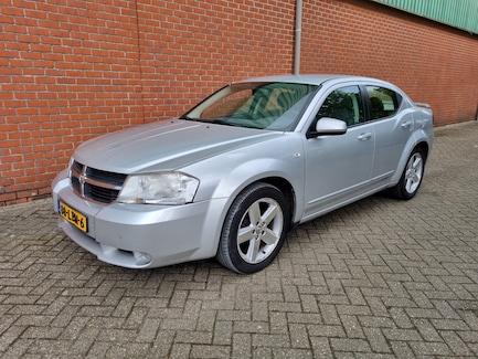 Dodge Avenger 0