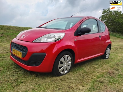 Peugeot 107 0