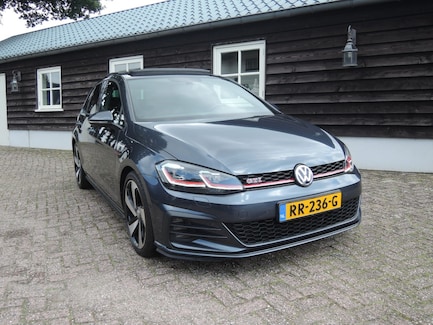 Volkswagen Golf 0