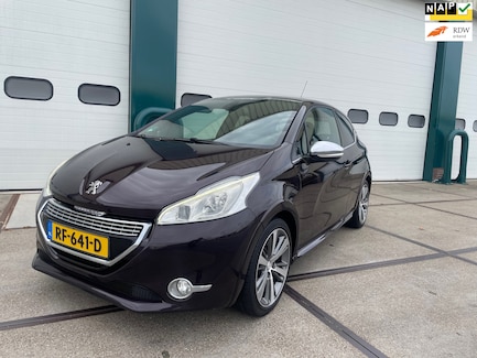 Peugeot 208 0