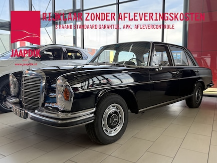 Mercedes-Benz 200-Serie 0