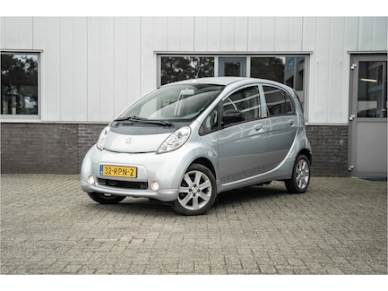 Peugeot iOn 0