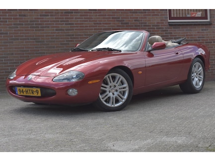 Jaguar XKR 0
