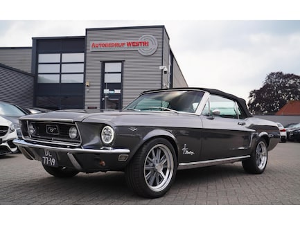 Ford Mustang 0