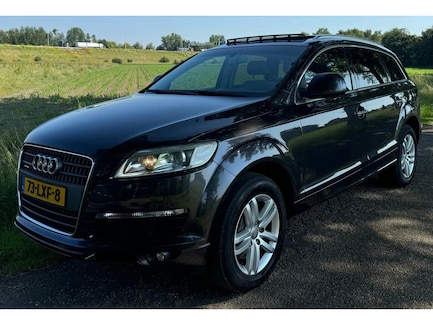Audi Q7 0