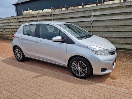 Toyota Yaris 0