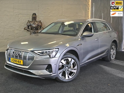Audi E-tron 0
