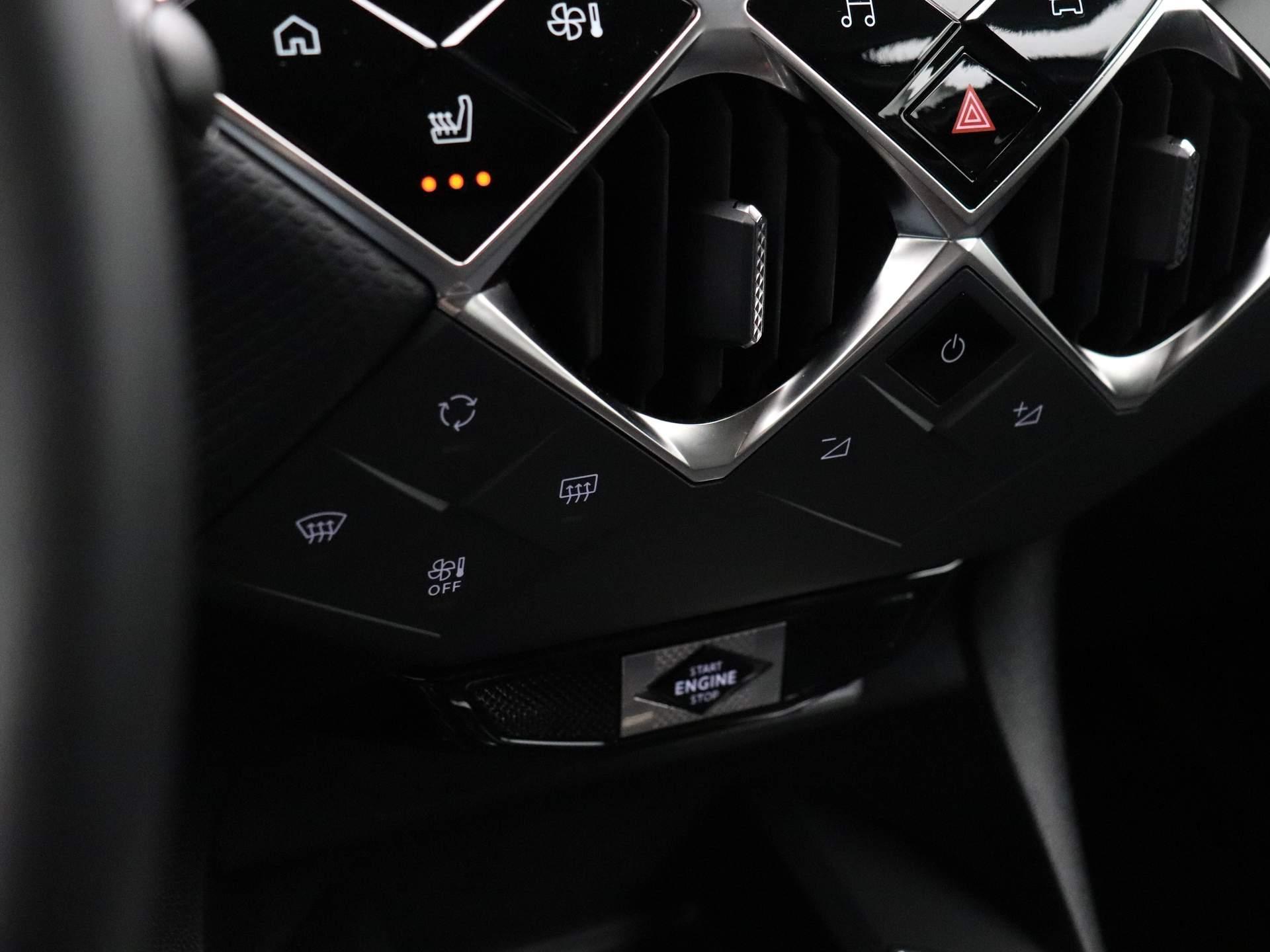 DS 3 E-Tense Rivoli 54 kWh | Leder | Navi | ECC | PDC | LMV | LED | Cam |