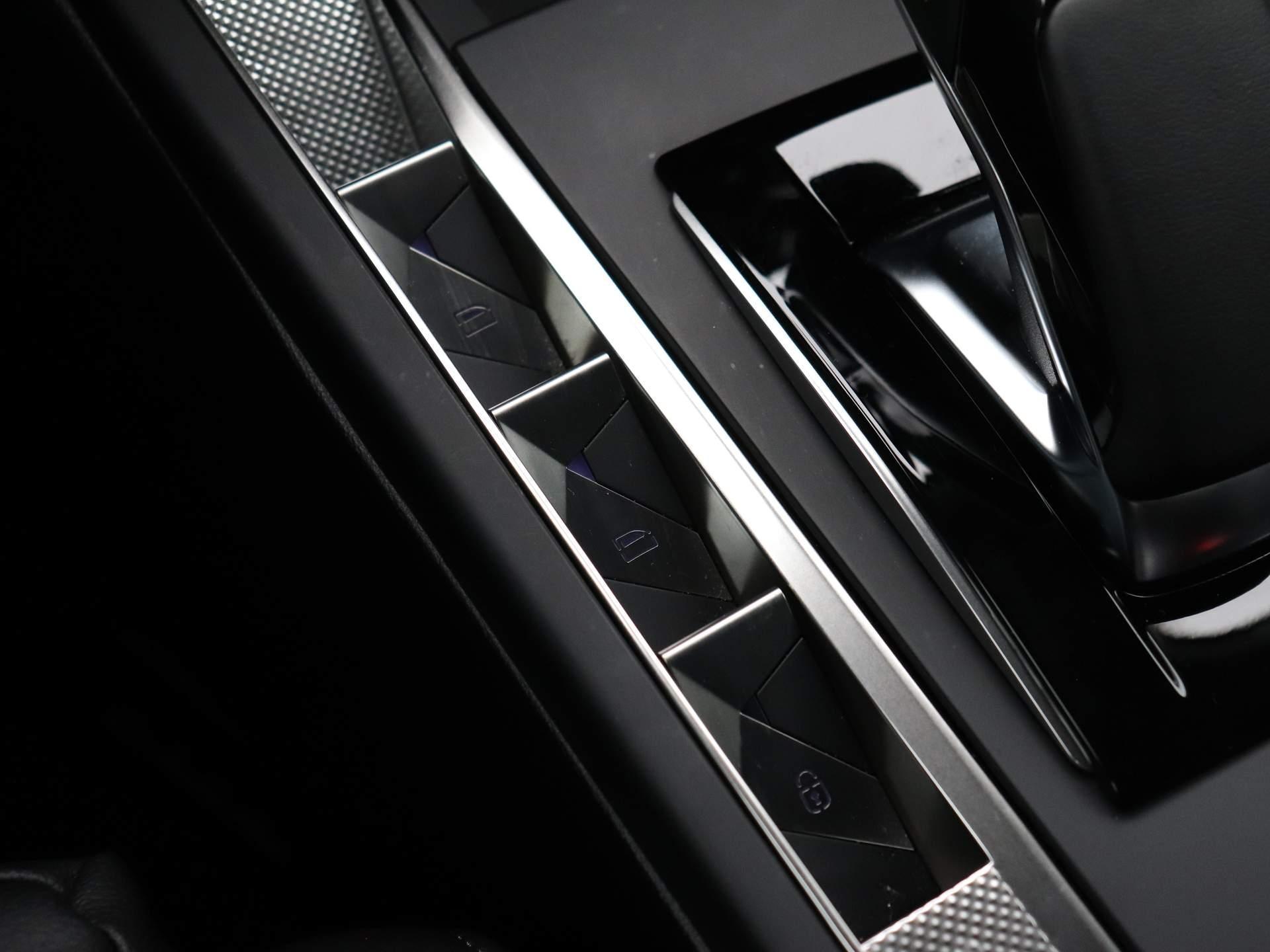 DS 3 E-Tense Rivoli 54 kWh | Leder | Navi | ECC | PDC | LMV | LED | Cam |