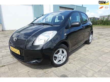 Toyota Yaris 0