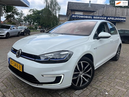 Volkswagen E-Golf 0