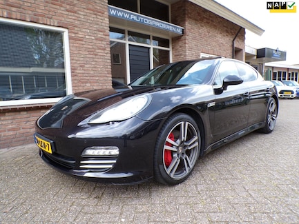 Porsche Panamera 0