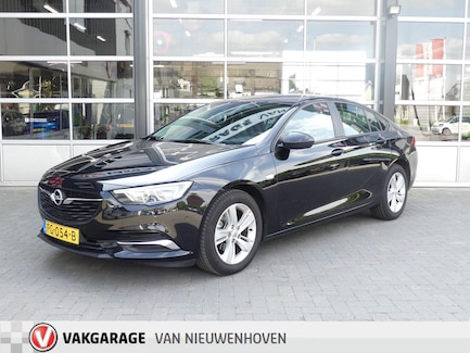 Opel Insignia 0