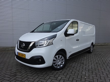Nissan NV300 0