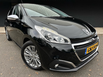 Peugeot 208 0