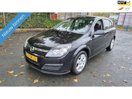Opel Astra 0
