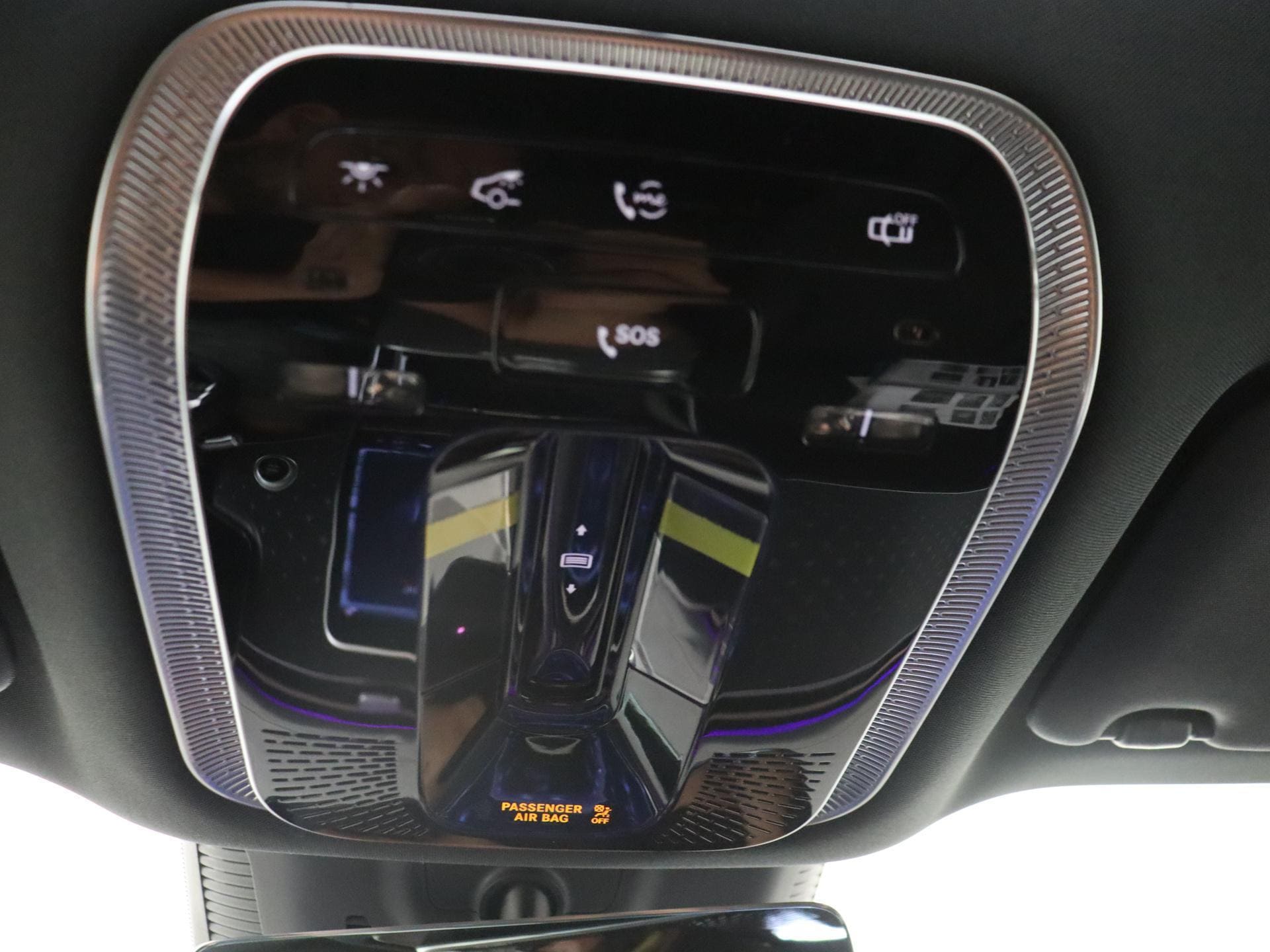 Mercedes-Benz EQS SUV 450 4MATIC AMG Line 7p 108 kWh / Stoelverwarming / Stoelverkoeling / Memory-Stoelen / Night-Pakket / Panaroma-schuifdak / 360Graden-Camera / Achteras-Besturing /