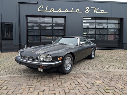 Jaguar XJ-12 0