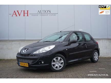 Peugeot 206+ 0