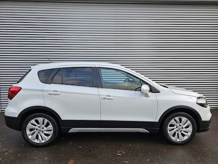 Suzuki S-Cross 0