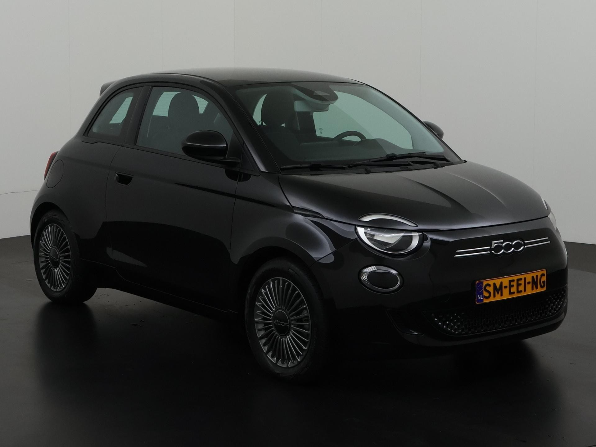 Fiat 500e Icon 42 kWh | Navigatie | Apple Carplay | Parkeersensor | Zondag Open!