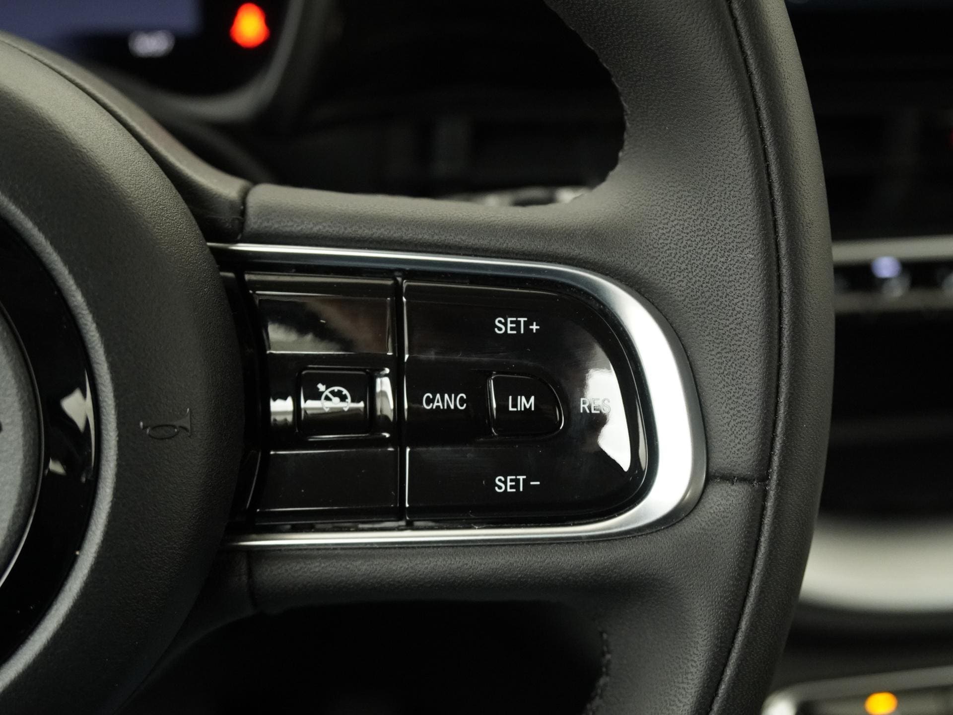 Fiat 500e Icon 42 kWh | Navigatie | Apple Carplay | Parkeersensor | Zondag Open!