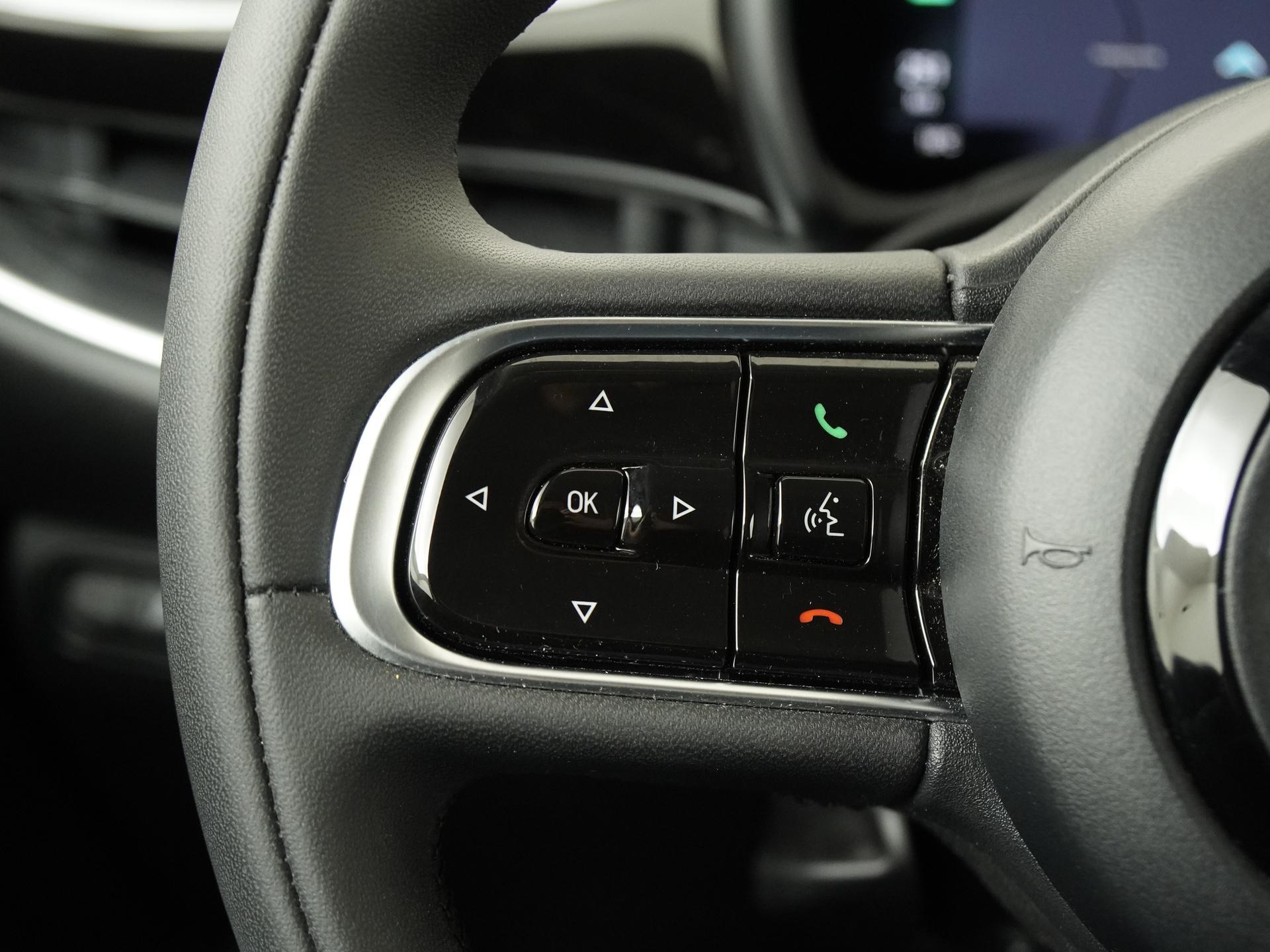 Fiat 500e Icon 42 kWh | Navigatie | Apple Carplay | Parkeersensor | Zondag Open!