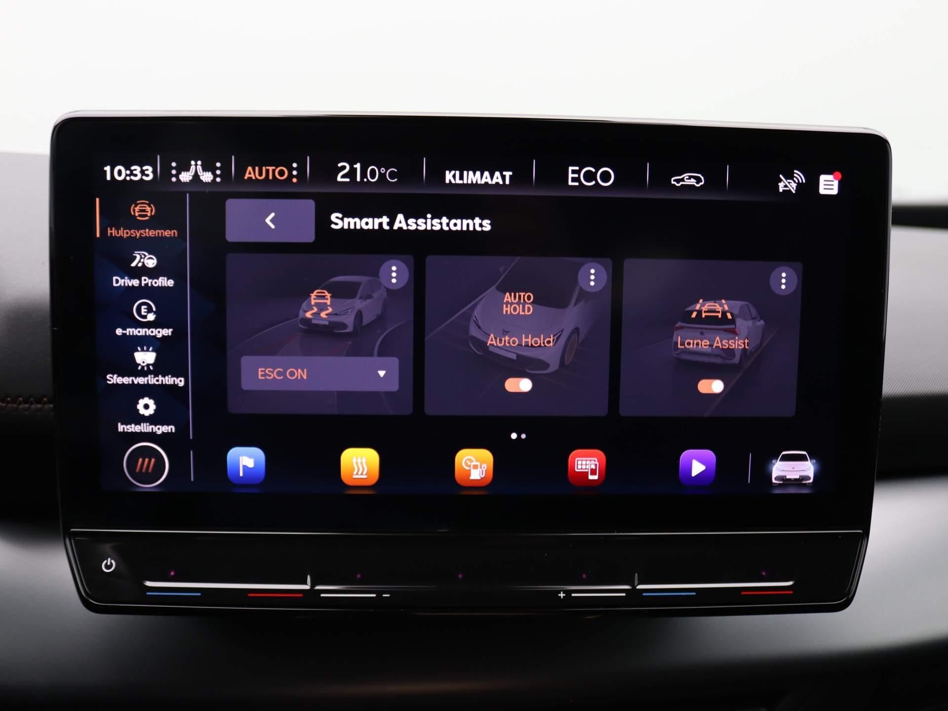 Cupra Born Business 62 kWh 204PK Warmtepomp, panoramadak, head-up display, achteruitrijcamera, keyless entry, 19″ LM velgen