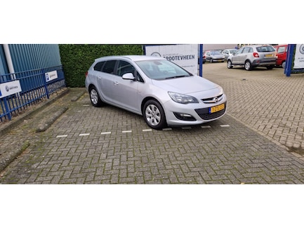 Opel Astra 0