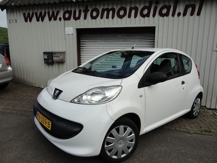 Peugeot 107 0