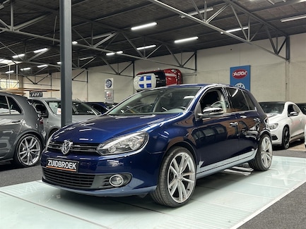 Volkswagen Golf 0