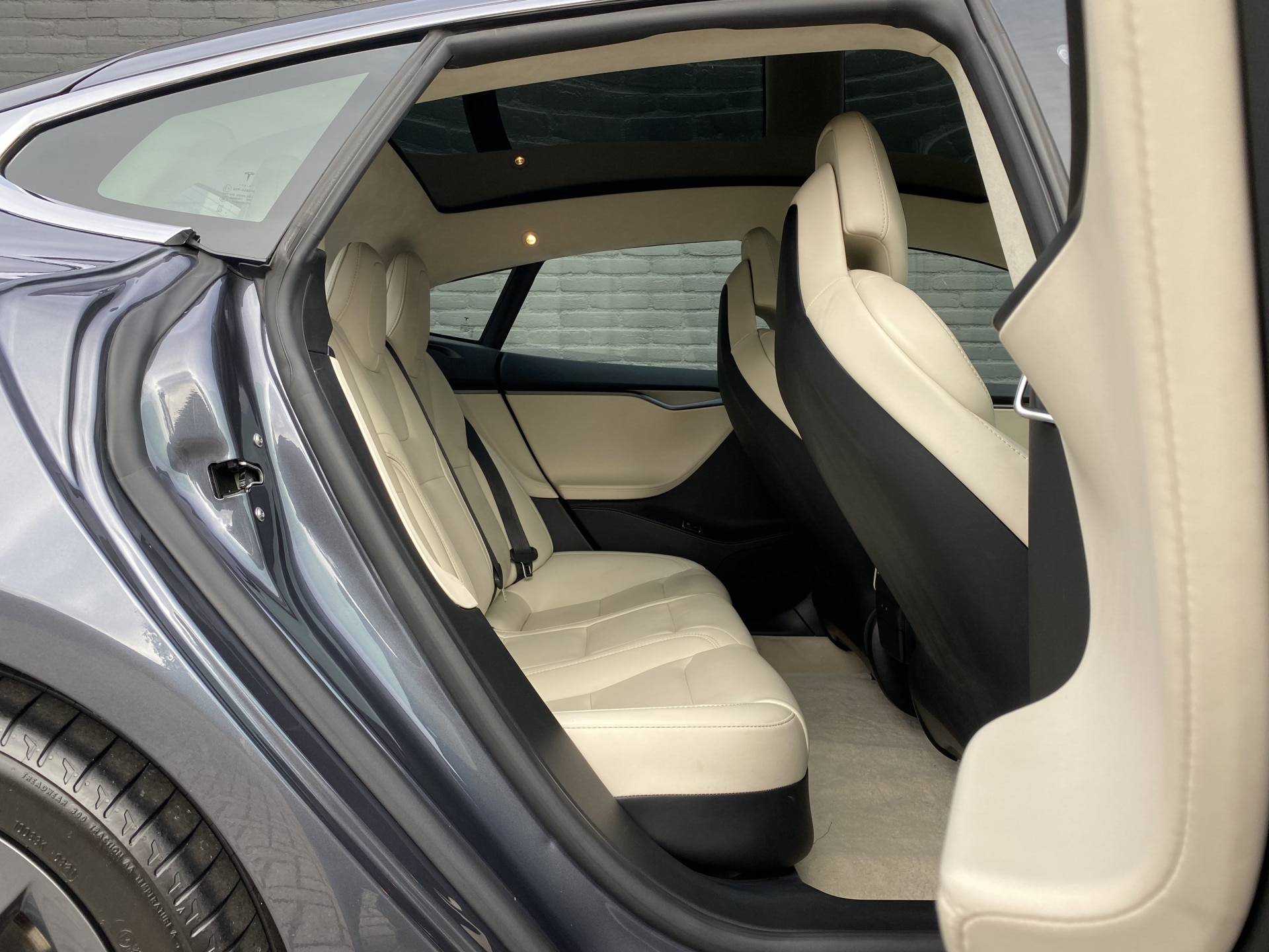 Tesla Model S 100D Long Range AWD