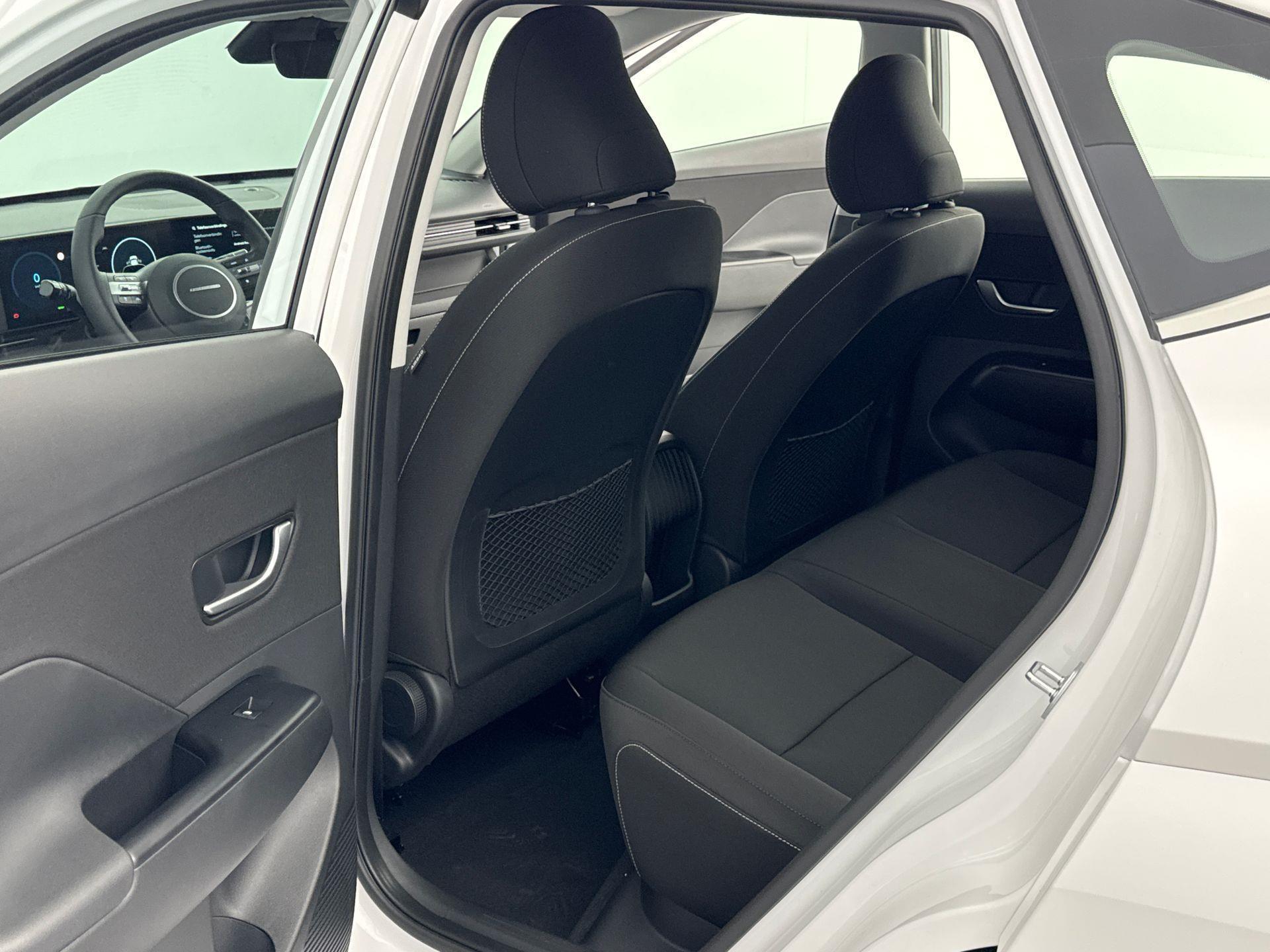 Hyundai Kona Electric Comfort Limited 65.4 kWh | Warmtepomp | 514 km Range!