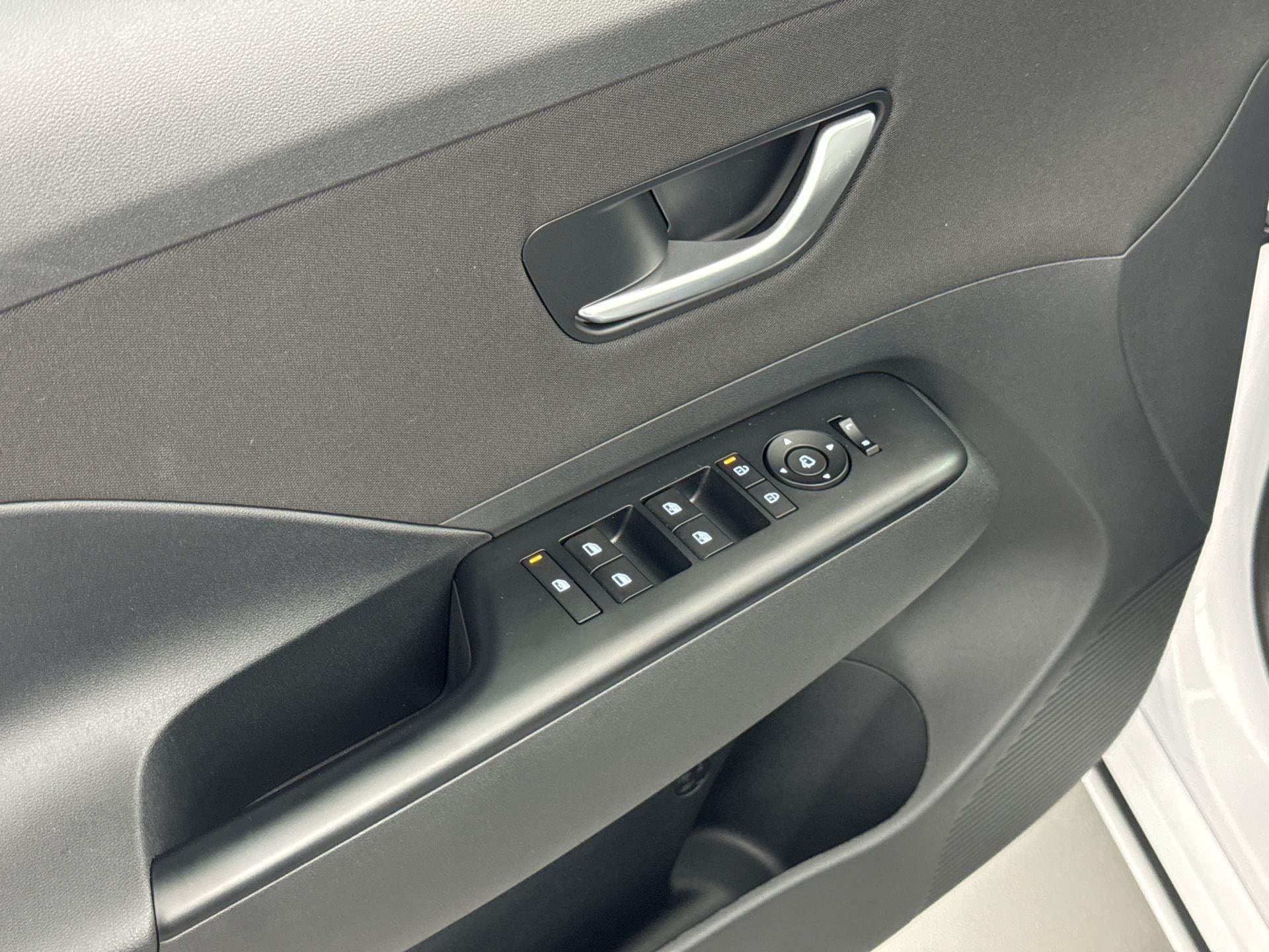Hyundai Kona Electric Comfort Limited 65.4 kWh | Warmtepomp | 514 km Range!