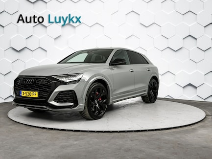 Audi RS Q8 0