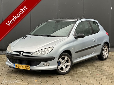 Peugeot 206 0