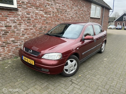 Opel Astra 0