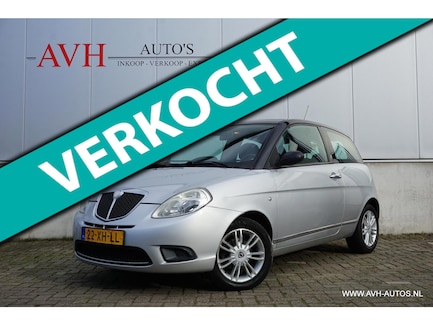 Lancia Ypsilon 0