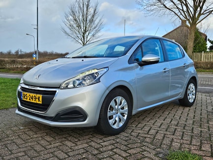 Peugeot 208 0