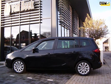 Opel Zafira 0