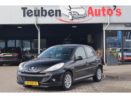 Peugeot 206+ 0