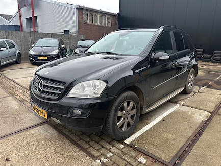 Mercedes-Benz ML-klasse 0