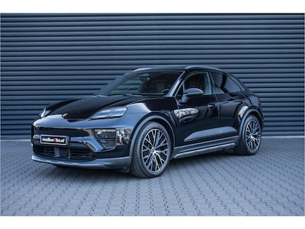 Porsche Macan 0