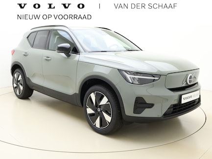 Volvo EX40 0