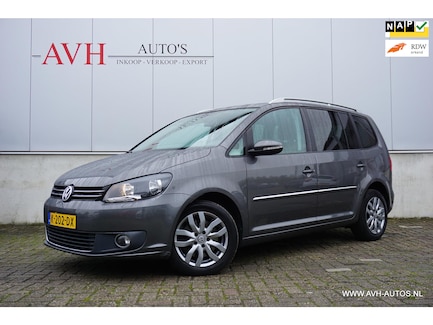 Volkswagen Touran 0
