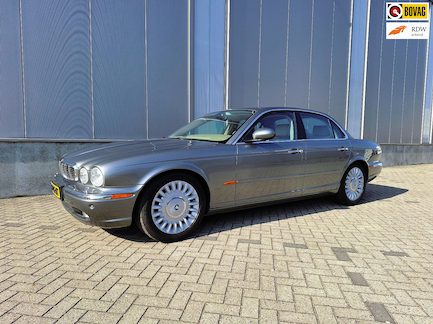 Jaguar XJ 0