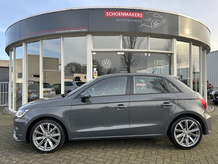 Audi A1 0
