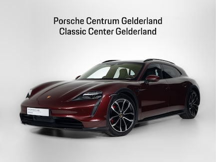 Porsche Taycan Cross Turismo 0