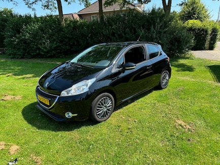 Peugeot 208 0